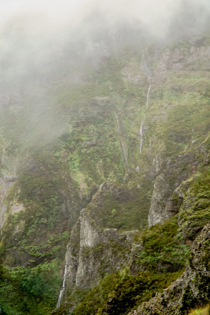 Trasa PR 1 Vereda do Pico Areeiro